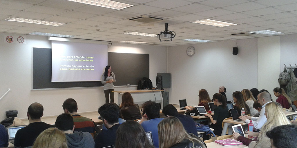 Conferencia sobre ¨Comunicación política, emociones y persuasión¨ en la Universidad Complutense de Madrid