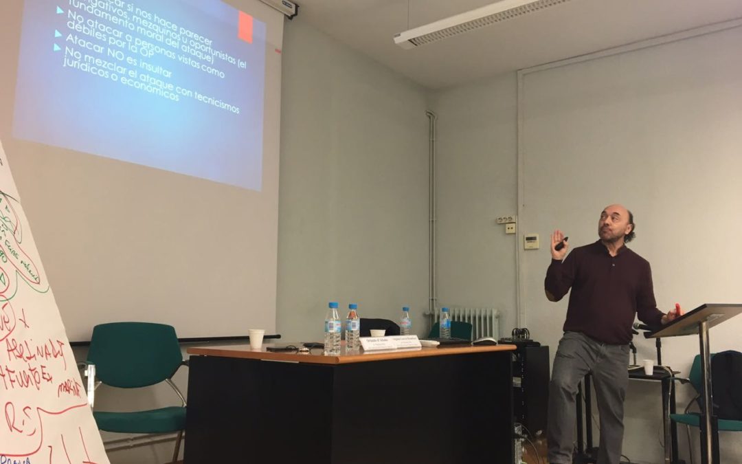 Entrenamiento  en el uso de tácticas de comunicación