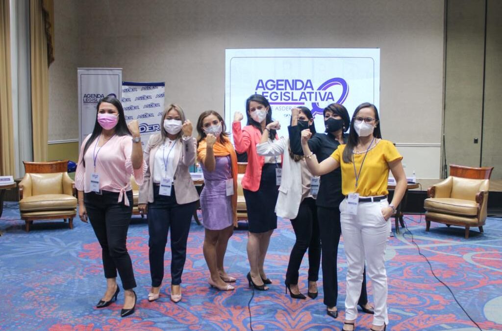 Preparación de candidatas para debate electoral