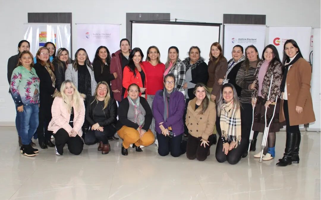 Formación para mujeres líderes, en Paraguay