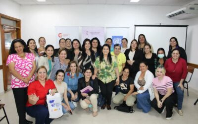 En Paraguay, comunicación y oratoria para lideresas